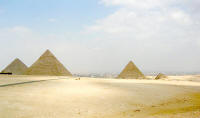 Piramide.jpg (25737 bytes)
