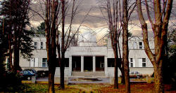 upravna_zgrada.jpg (280720 bytes)